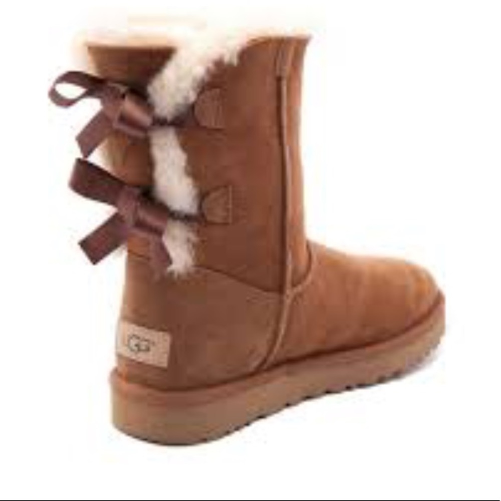 Bailey bow uggs